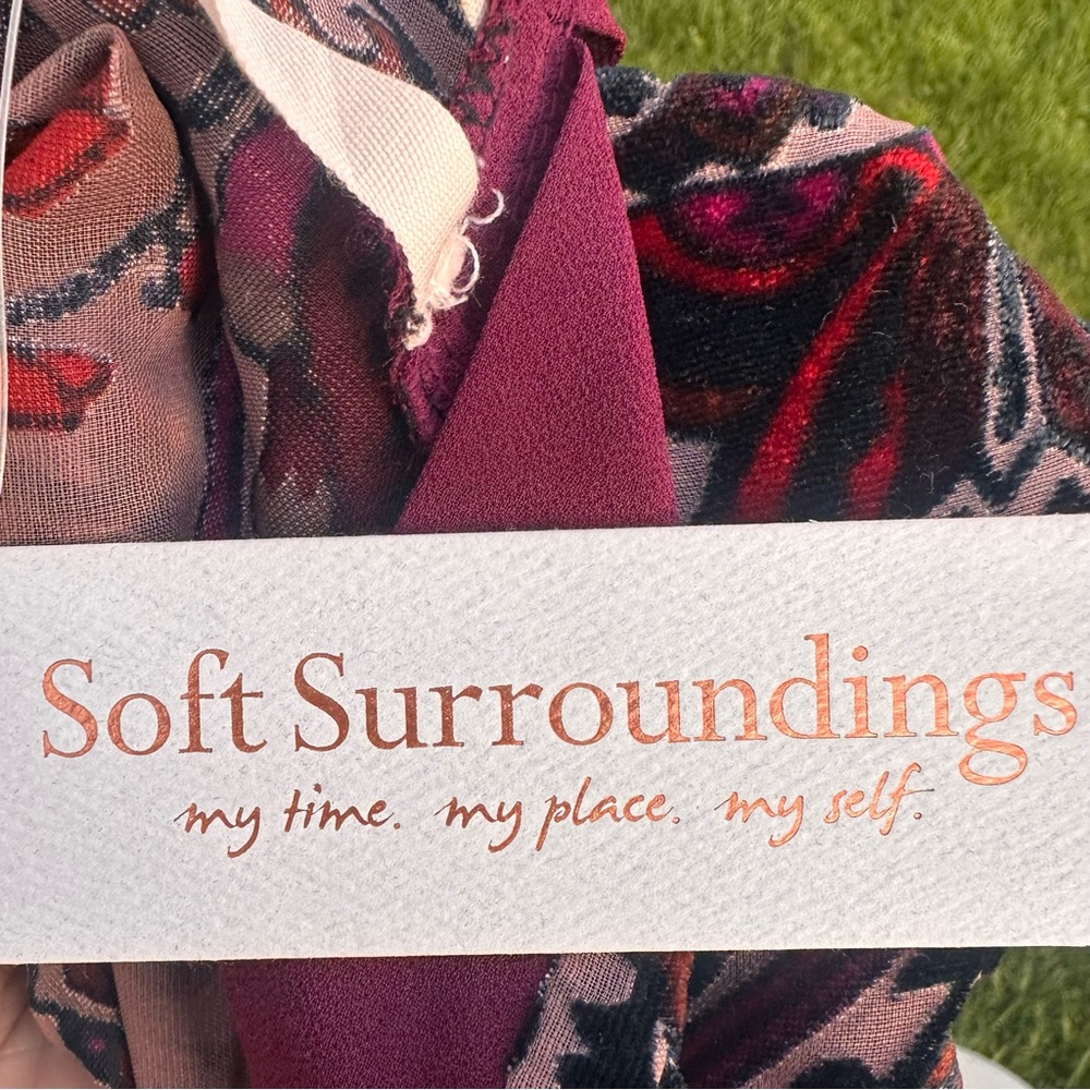 Soft Surroundings Velvet Wine Paisley Topper Kimono - Picture 14 of 16